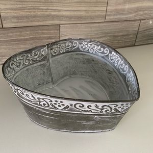Tin Heart  Shaped Basket Lightweight